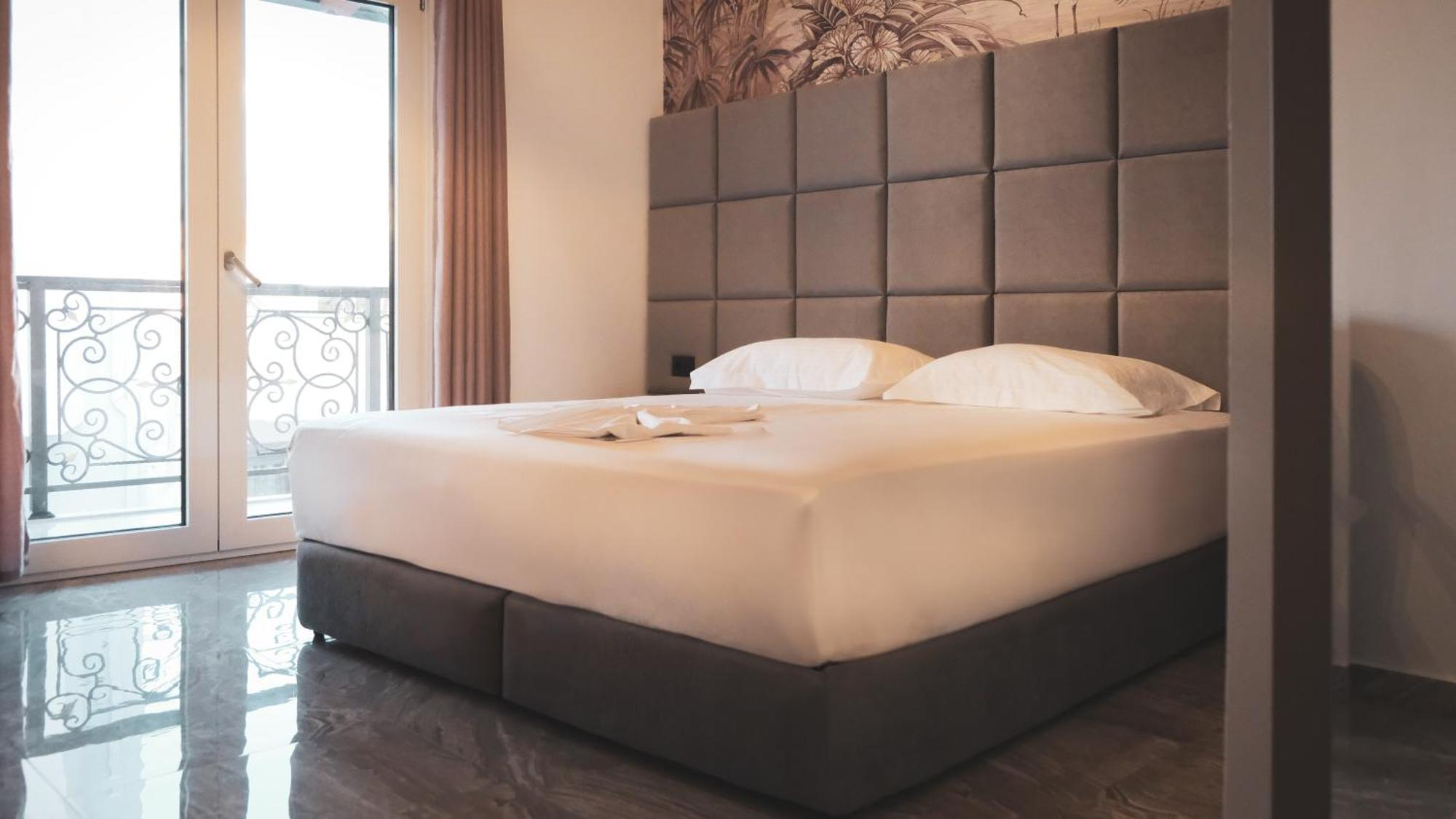 Hotel Ruko Boutique Golem  Ngoại thất bức ảnh