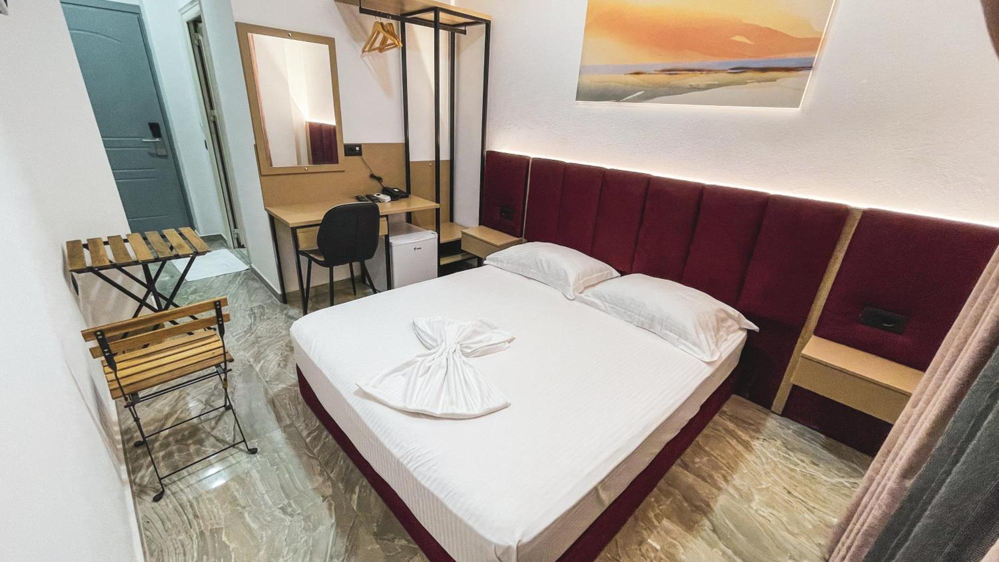 Hotel Ruko Boutique Golem  Ngoại thất bức ảnh