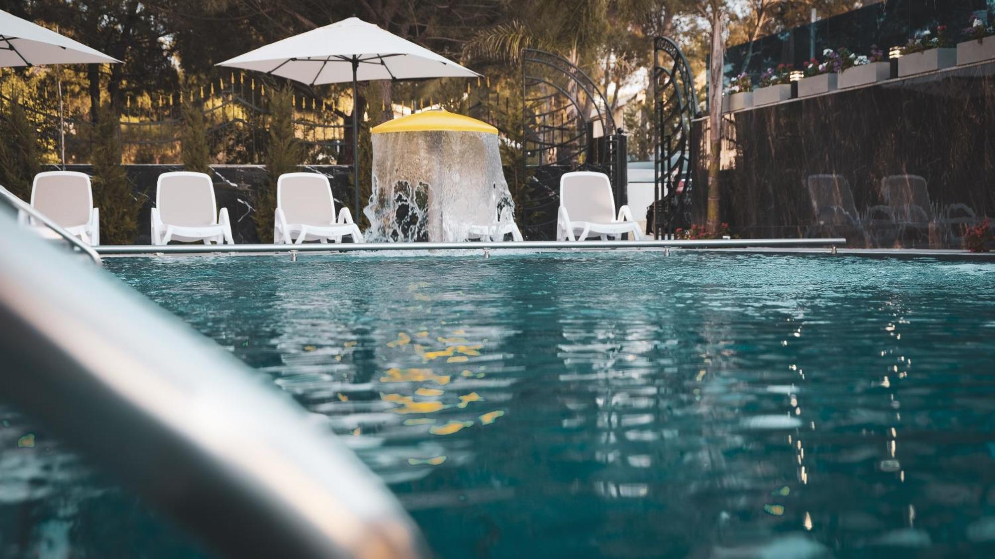 Hotel Ruko Boutique Golem  Ngoại thất bức ảnh